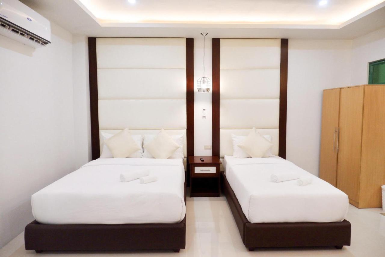 D And R Travellers Inn Naga  Ngoại thất bức ảnh